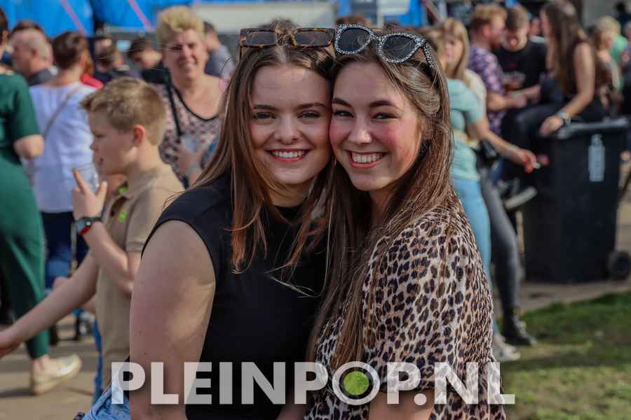 Publiek    Bezoekers (89)